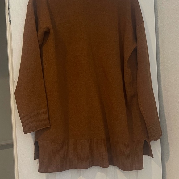 Benaar LA - Rust Orange Cardigan - Picture 4 of 5